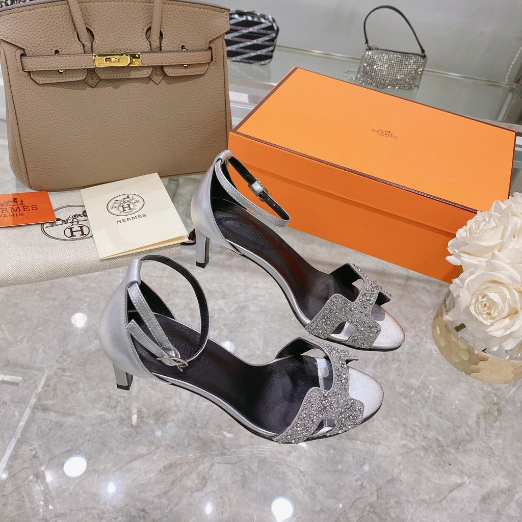 PREMIERE 70 SANDAL IN SILVER CALFSKIN WITH WHITE CRYSTALS