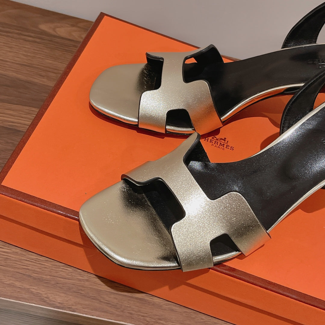 HOLY 75 SANDAL IN OLD GOLD CALFSKIN