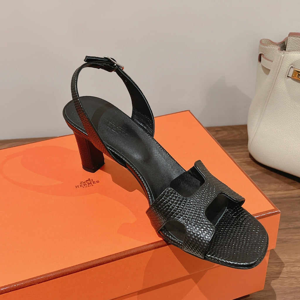 HOLY 75 SANDAL IN BLACK GRAINED CALFSKIN