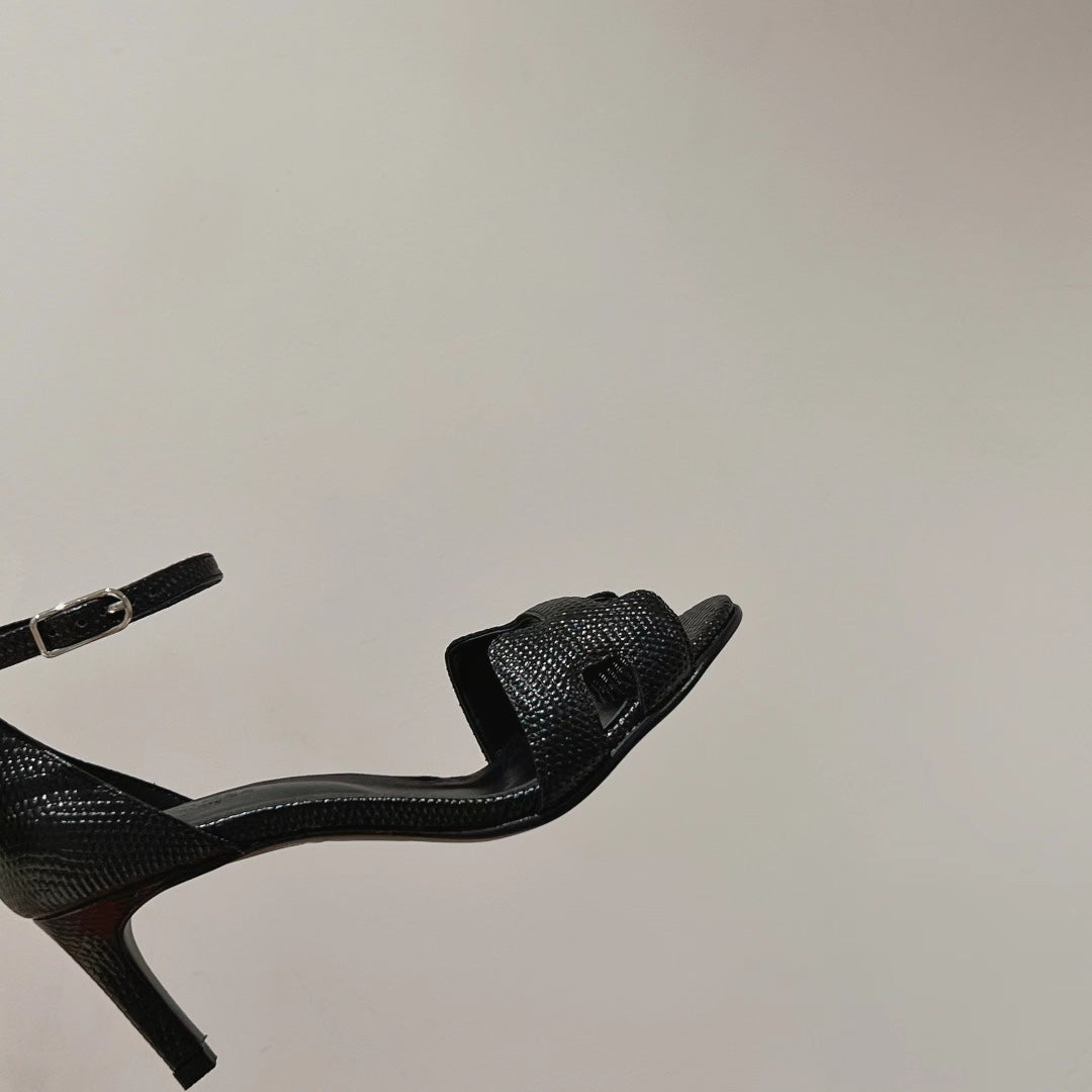 PREMIERE 70 SANDAL IN BLACK GRAINED CALFSKIN