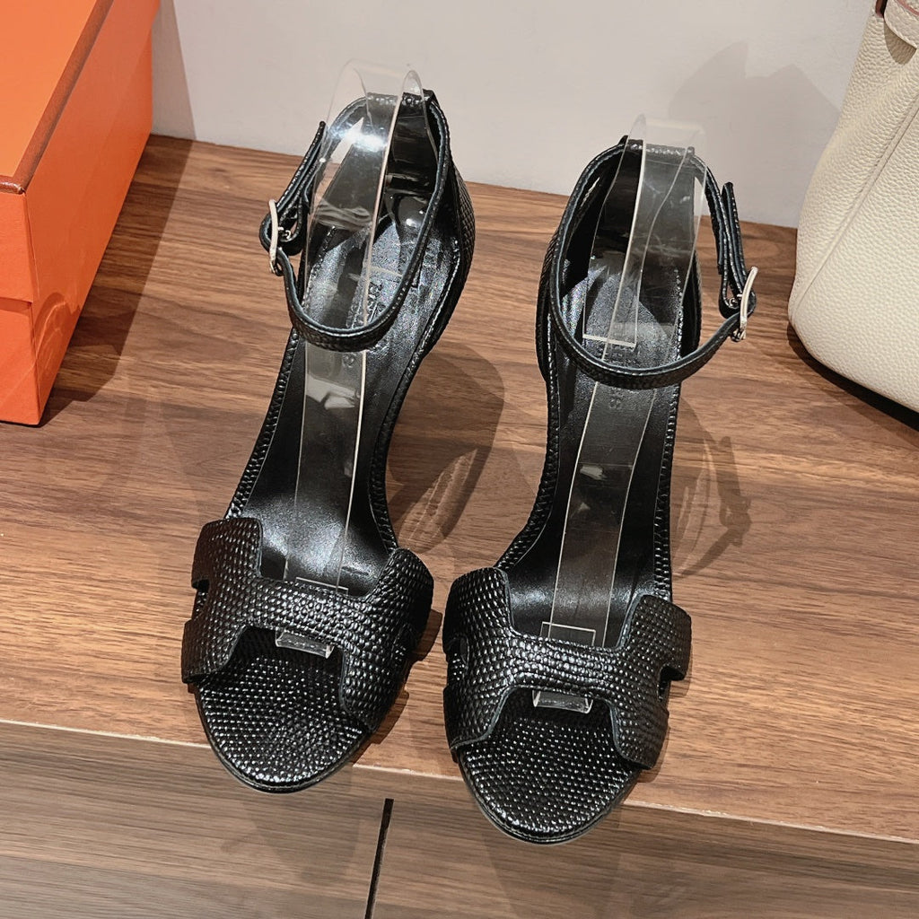 PREMIERE 115 SANDAL IN BLACK GRAINED CALFSKIN