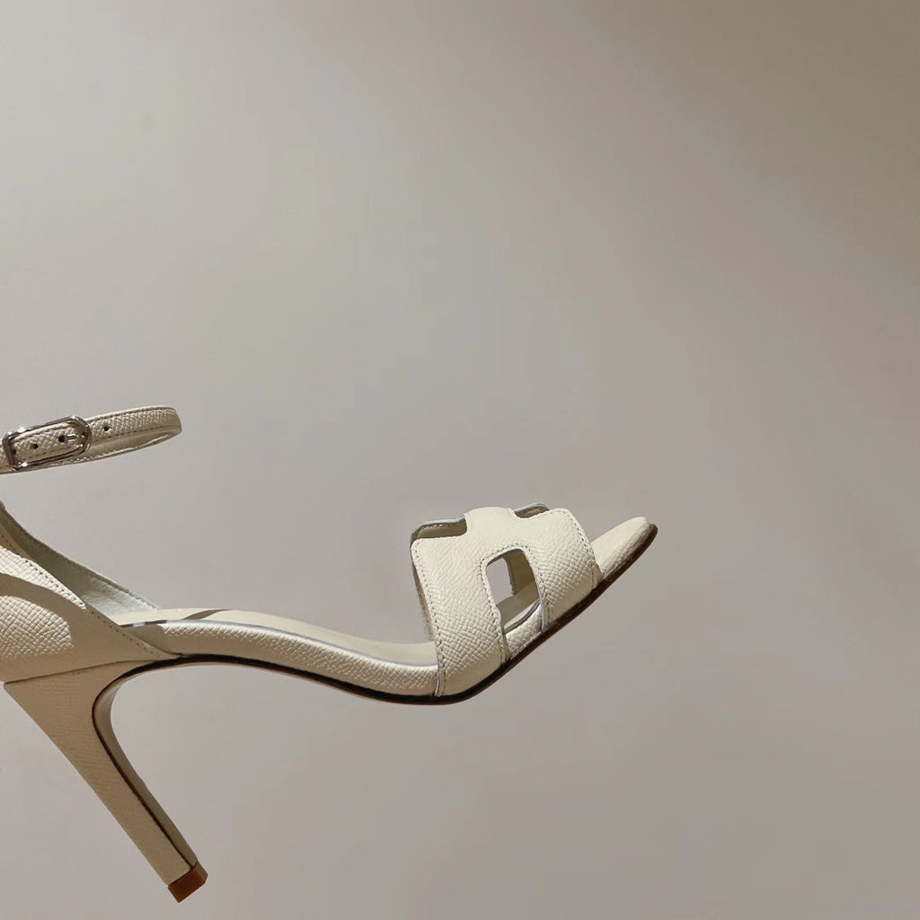 PREMIERE 105 SANDAL IN WHITE CREAM GRAINED CALFSKIN
