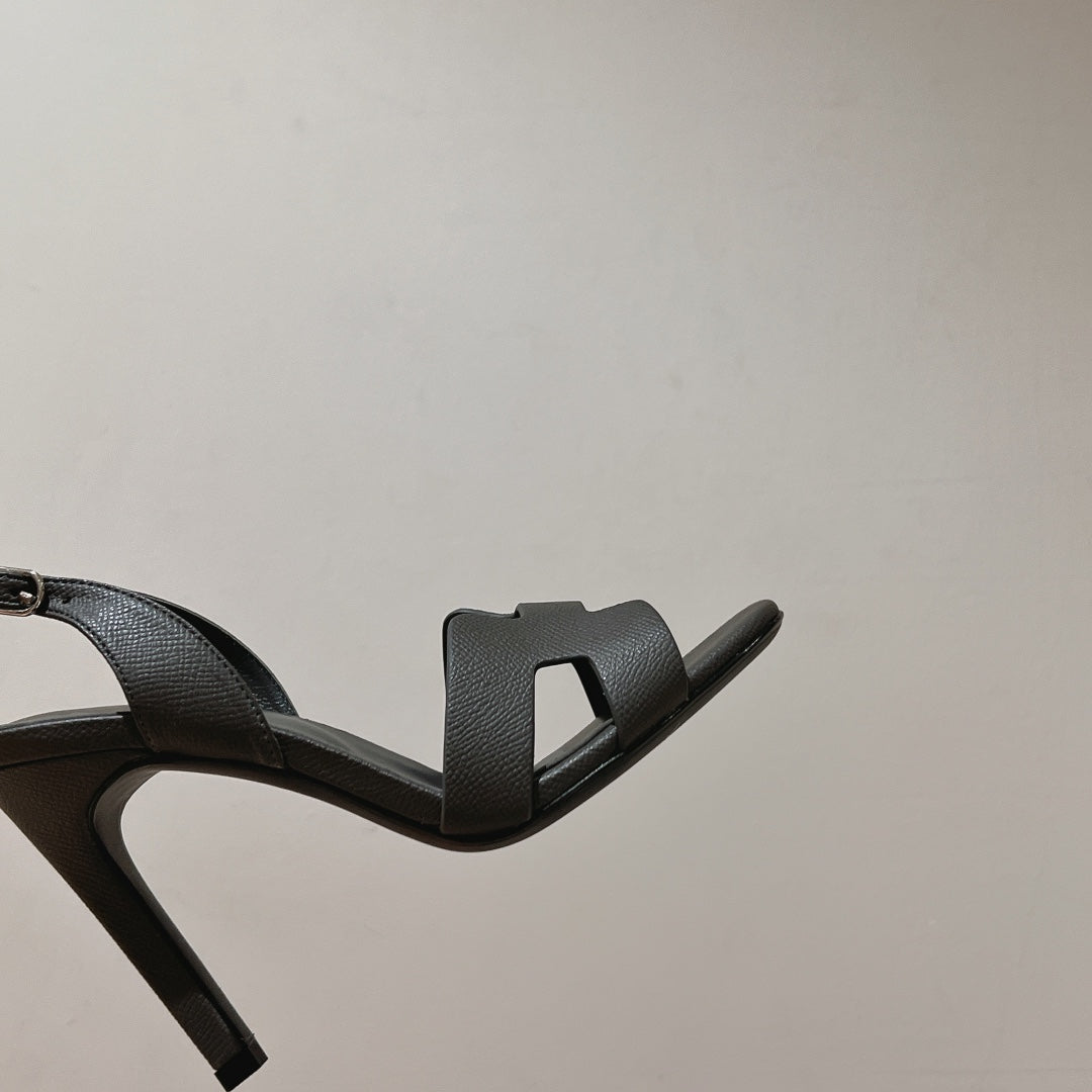 HOLY 105 SANDAL IN DARK GRAY GRAINED CALFSKIN