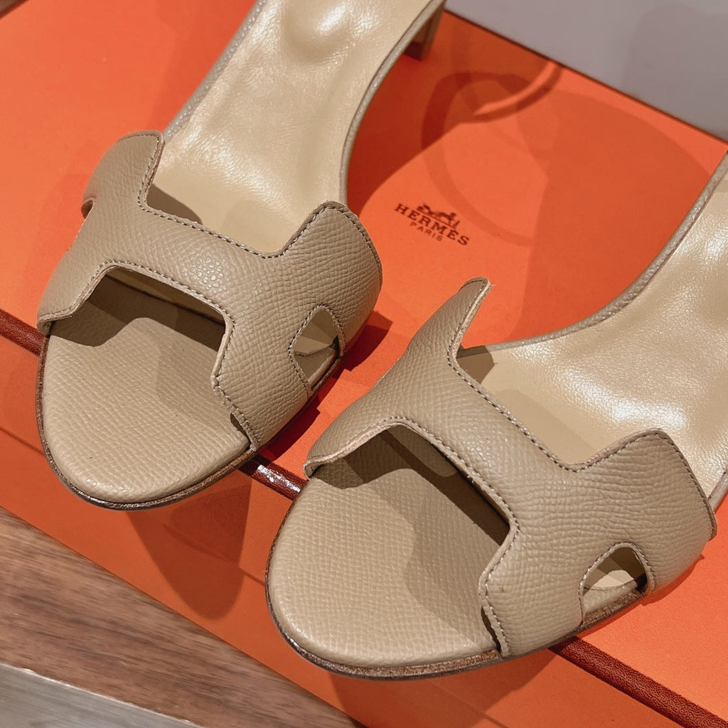 PREMIERE 70 SANDAL IN SAND BROWN CALFSKIN
