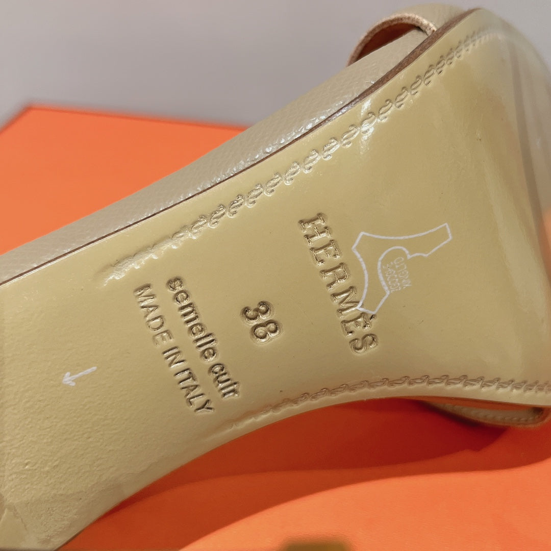 PREMIERE 115 SANDAL IN SAND BROWN CALFSKIN