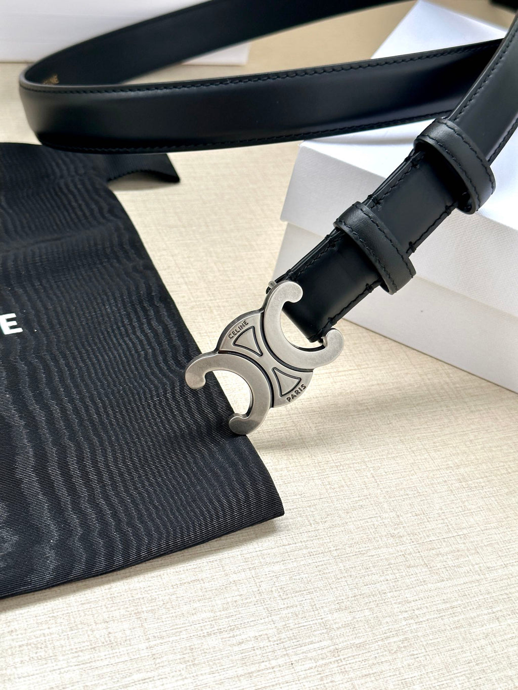 Medium Triomphe Belt 25mm Black Calfskin Silver Finishing