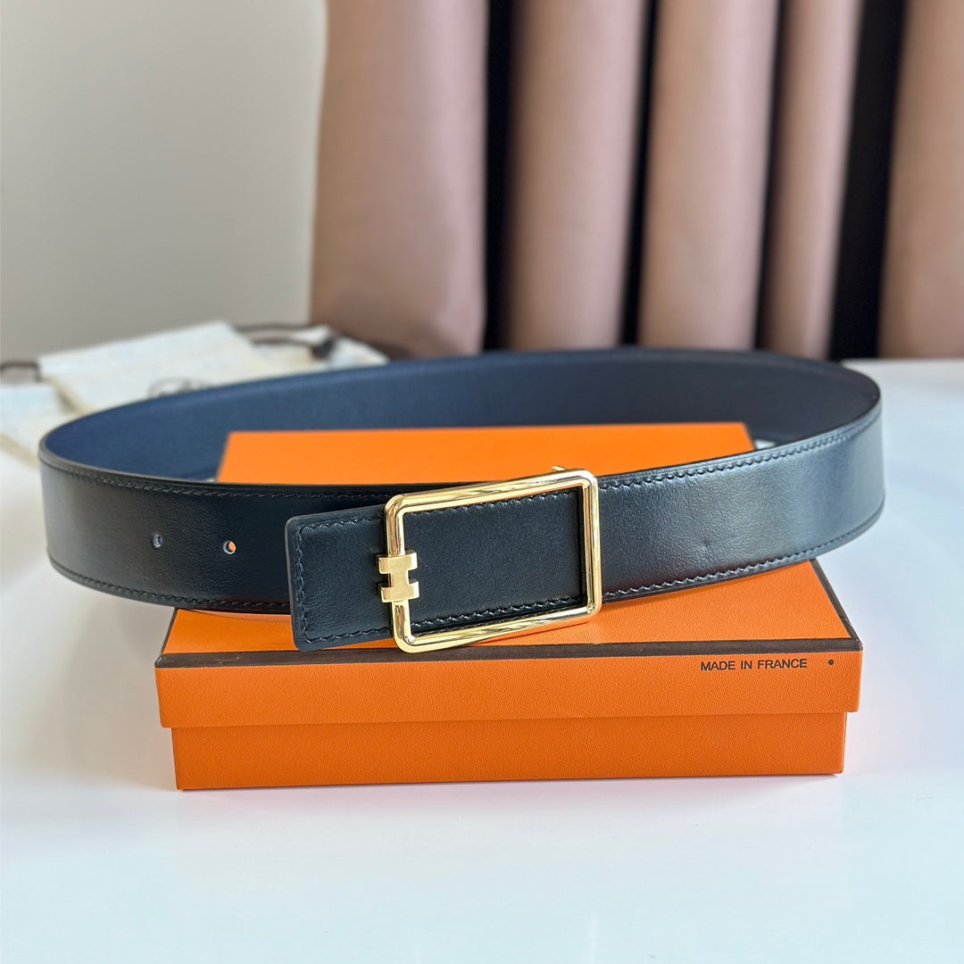 HM TUBE H BELT BUCKLE & REVERSIBLE BLACK AND AEGEAN BLUE LEATHER STRAP 38MM GOLD HARDWARE