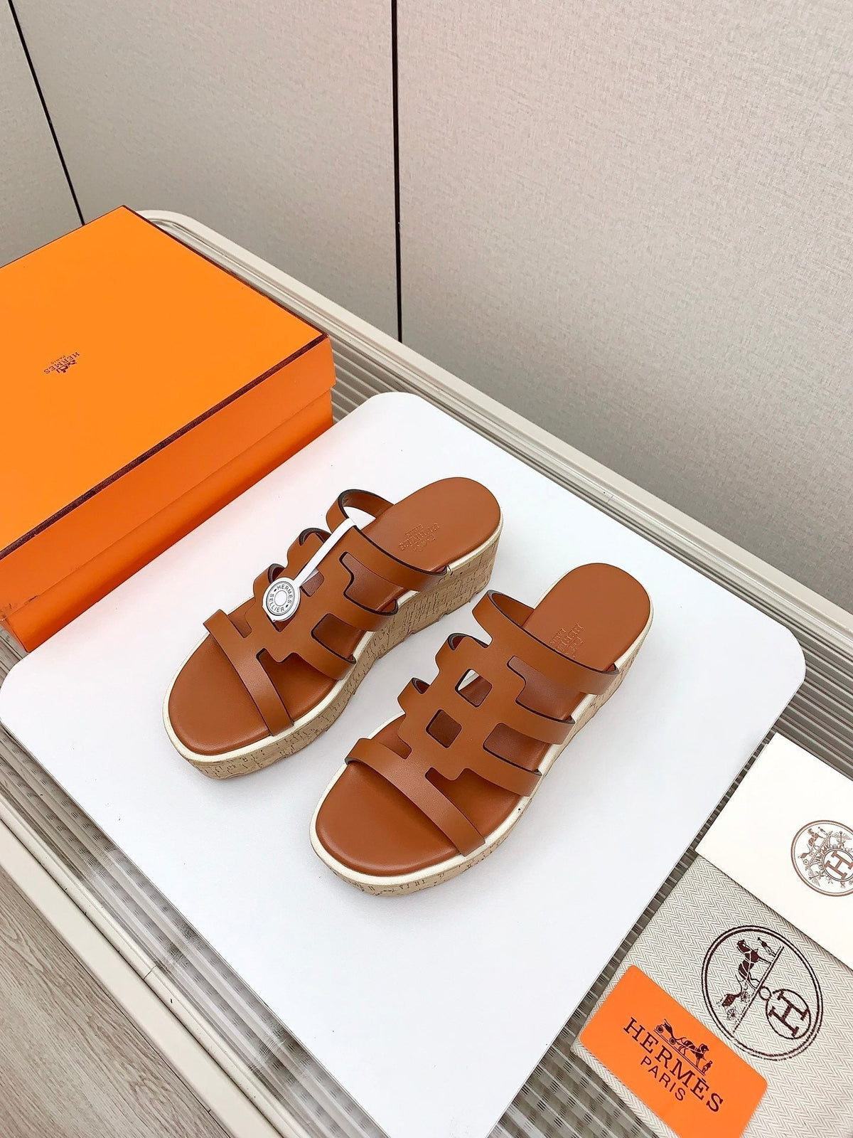 ISABELLA 30 SANDAL IN BRONZE BROWN CALFSKIN