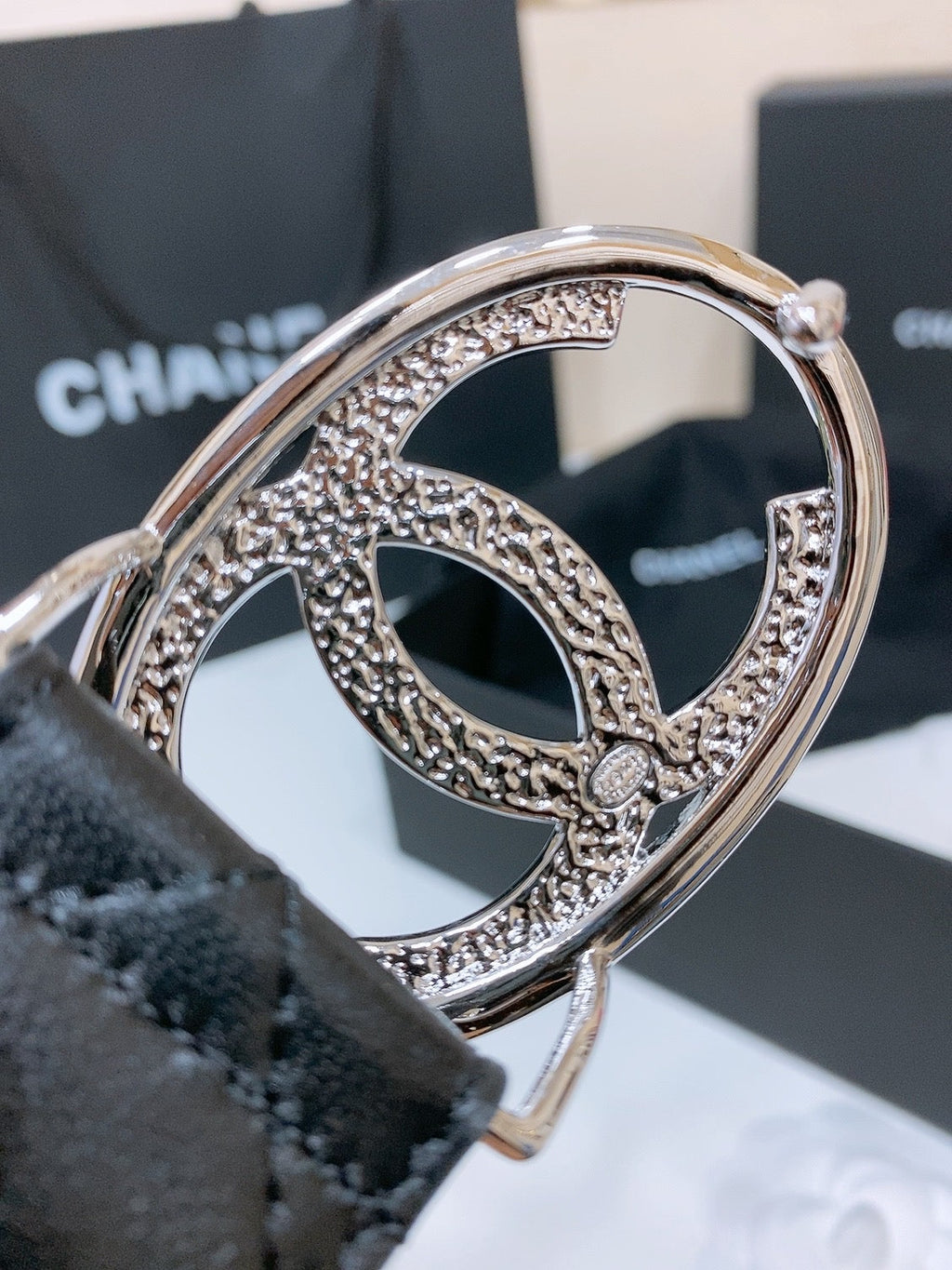DOUBLE C BELT 38MM IN BLACK QUILTED LAMBSKIN WITH SILVER OVAL BUCKLE AND CENTERED LOGO