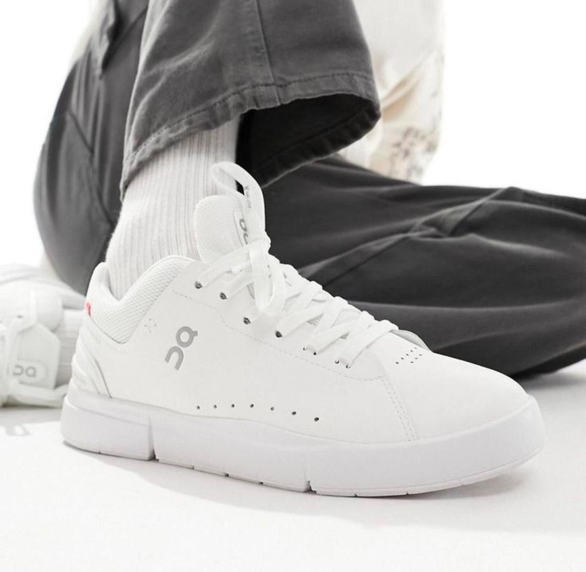 On The Roger Advantage White