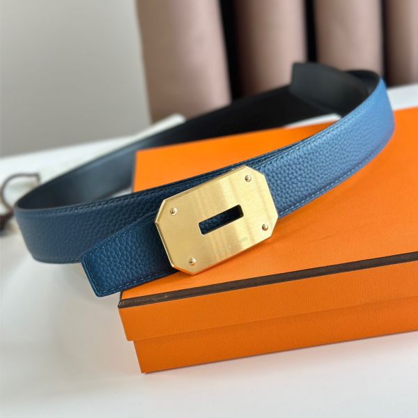 HERM Neo Reversible Belt 32MM in Blue Clemence Leather