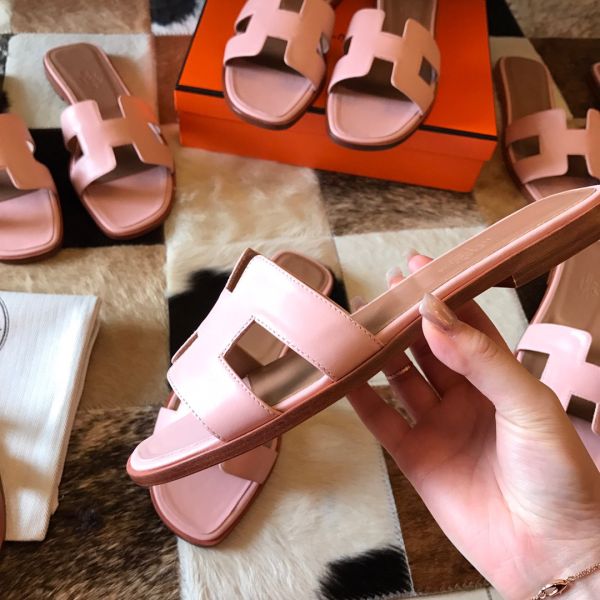 HERM Oran Slide Sandals In Pink Swift Calfskin