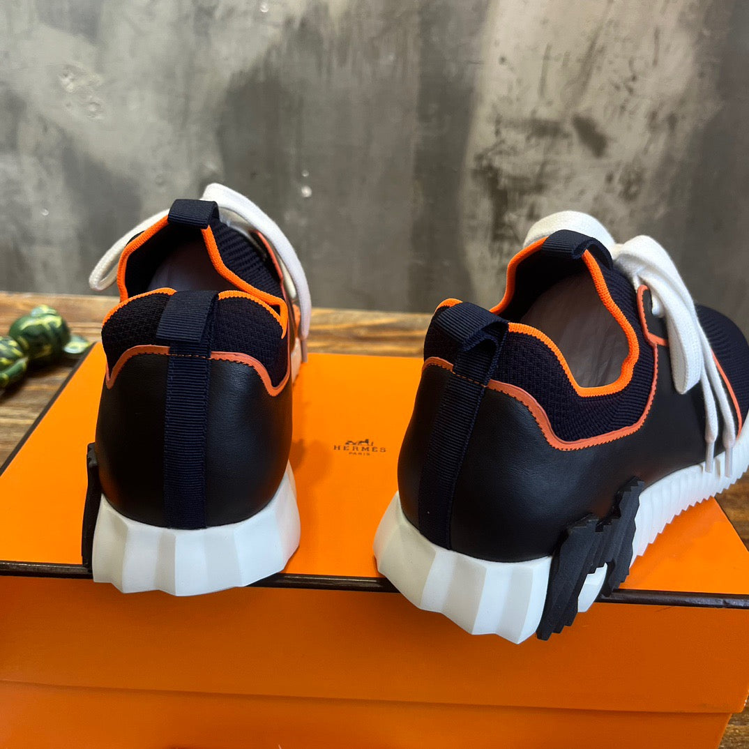 HERM Sneakers