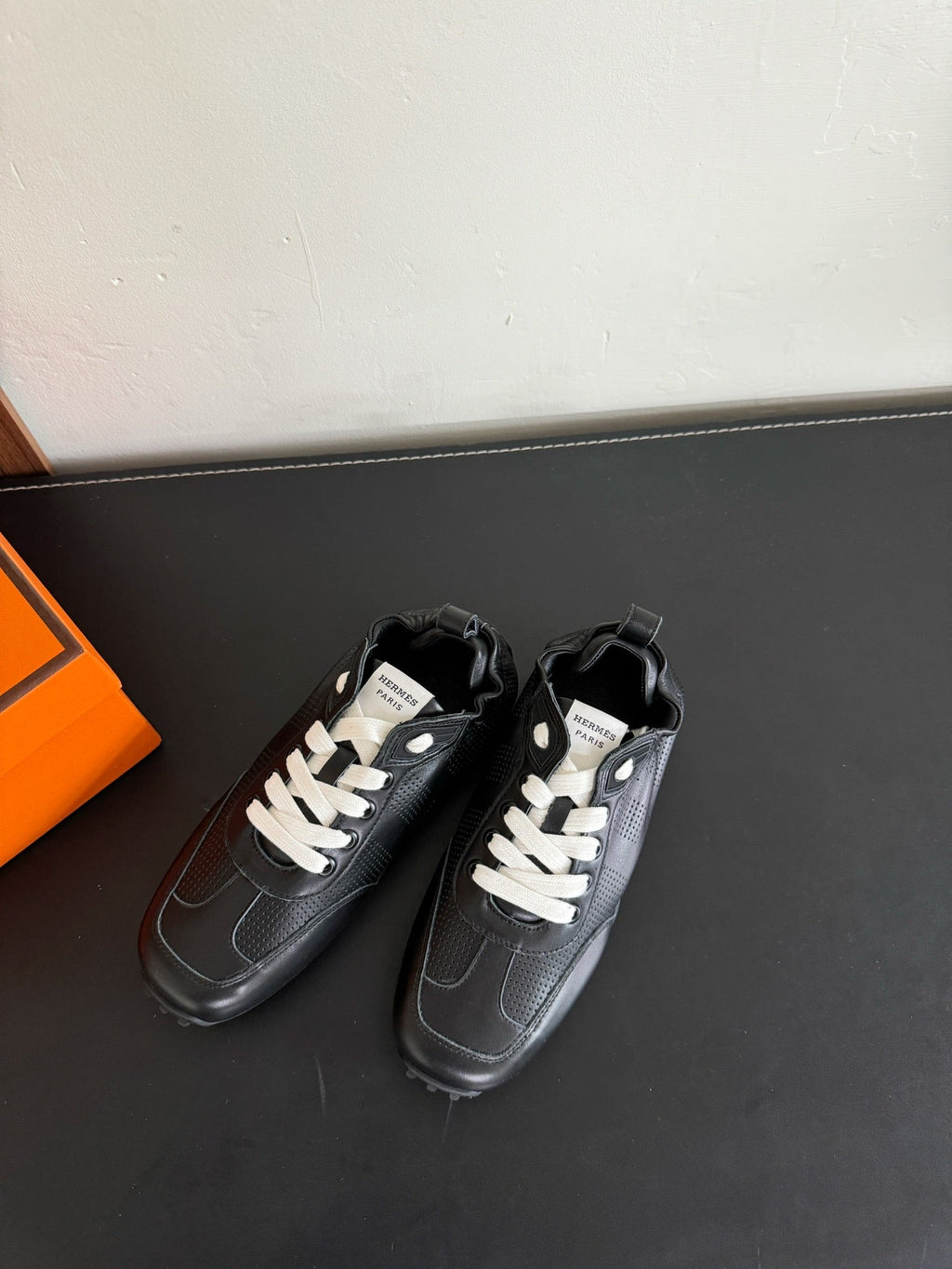 SKATEBOARD SHOES BLACK CALFSKIN