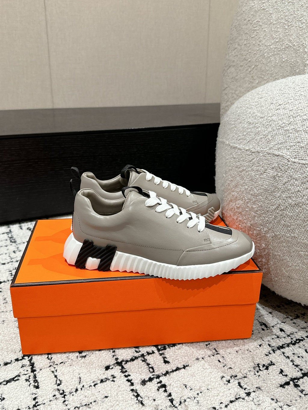 BOUNCING SNEAKER IN KHAKI BEIGE CALFSKIN