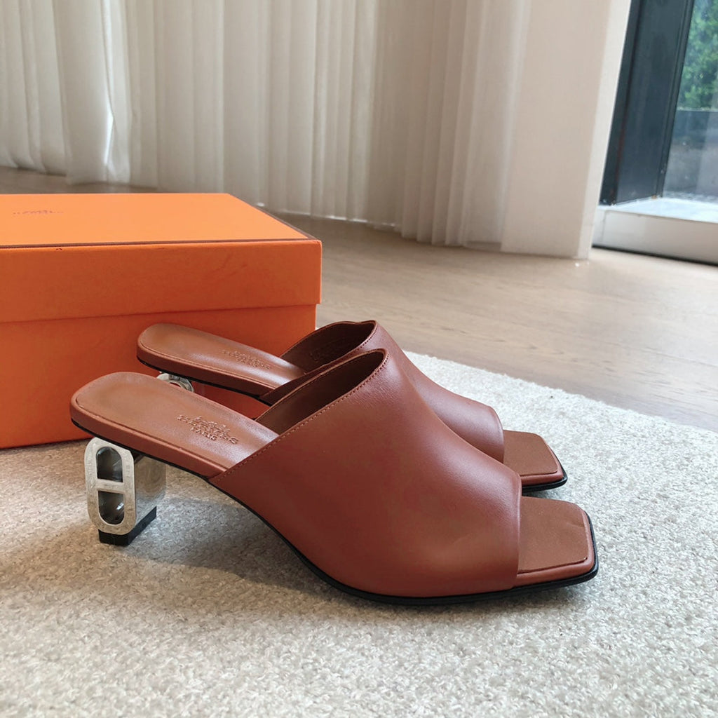 ICONIQUE 60 SANDAL CARAMEL CALFSKIN