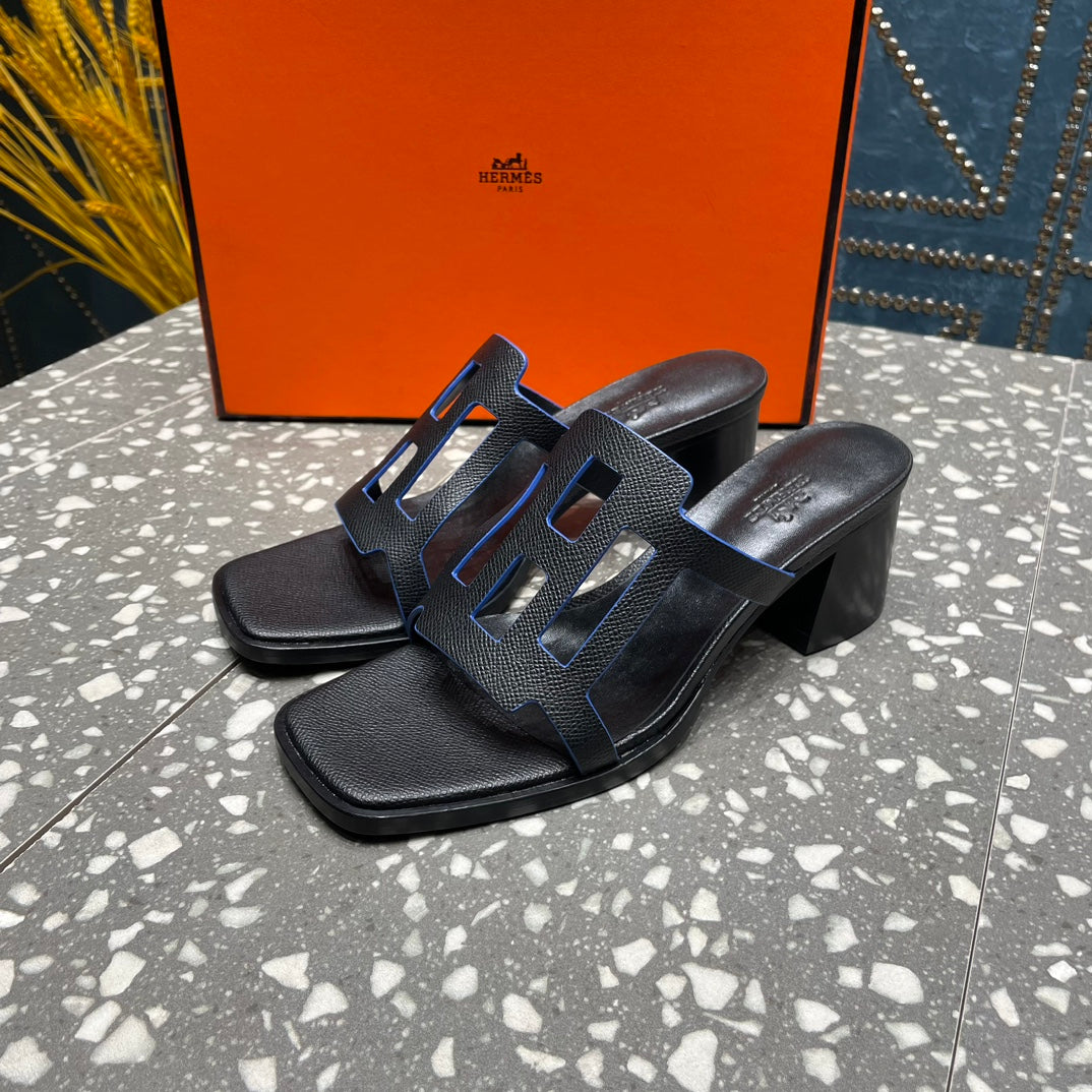 IZZY 50 MM SANDAL IN BLACK SHEEPSKIN