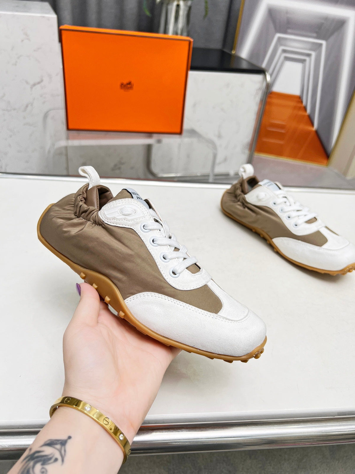 SKATEBOARD SHOES BROWN MIX WHITE SUEDE