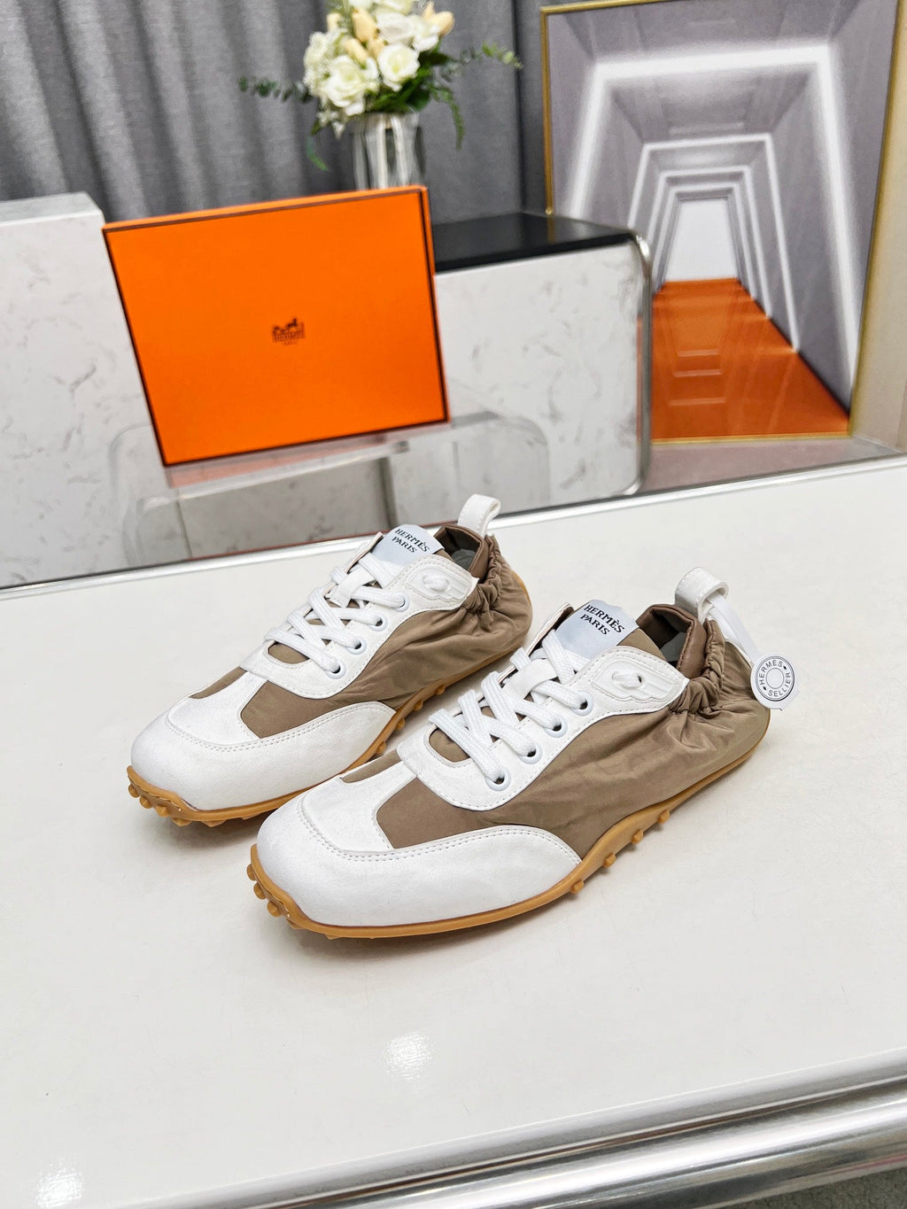 SKATEBOARD SHOES BROWN MIX WHITE SUEDE