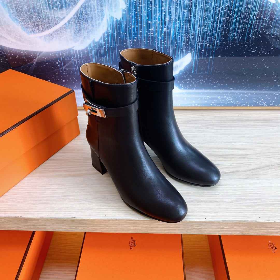 STORY ANKLE BOOT 7 CM IN BLACK LAMBSKIN