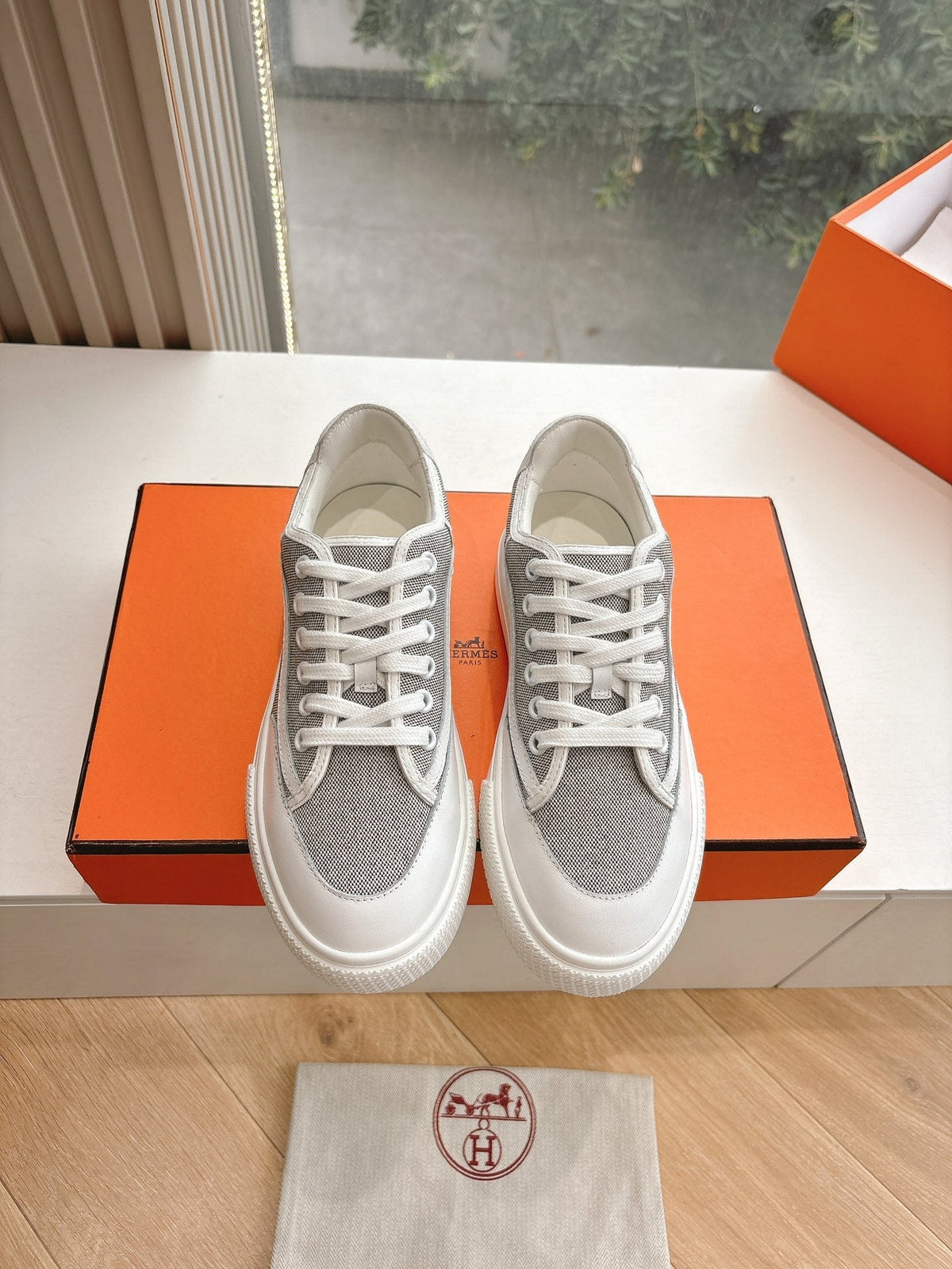 GET SNEAKER IN DOVE GRAY MAXI CANVAS AND CALFSKIN