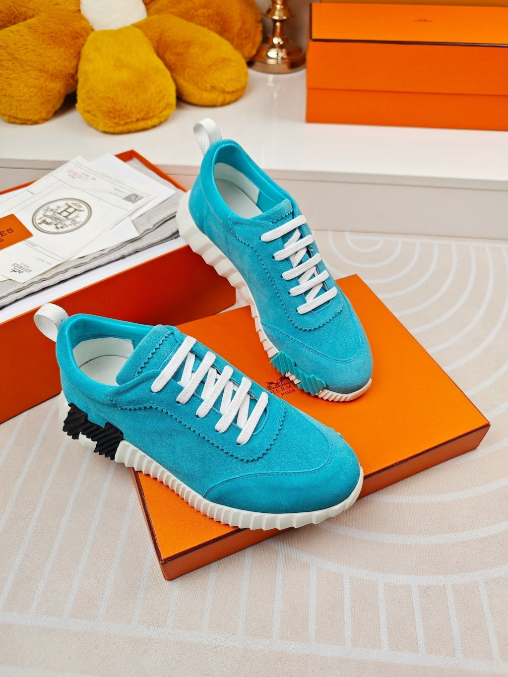 BOUNCING SNEAKERS SKY BLUE CALFSKIN
