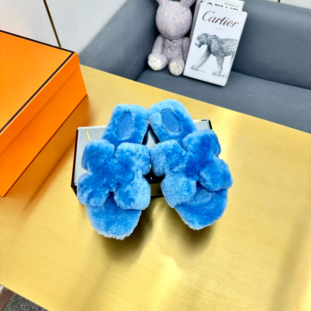 ORAN SHEARLING SANDALS OCEAN BLUE