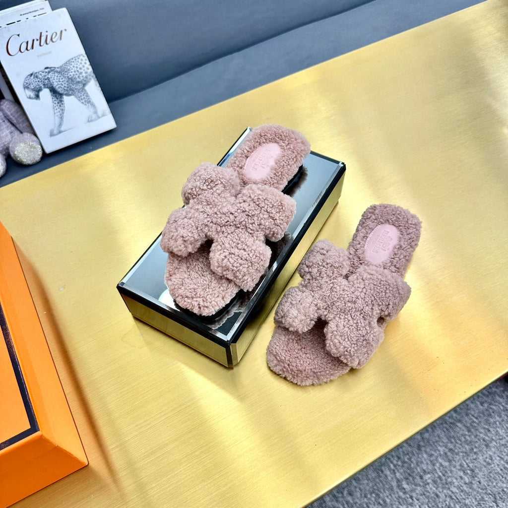 ORAN SHEARLING SANDALS DUSTY PINK