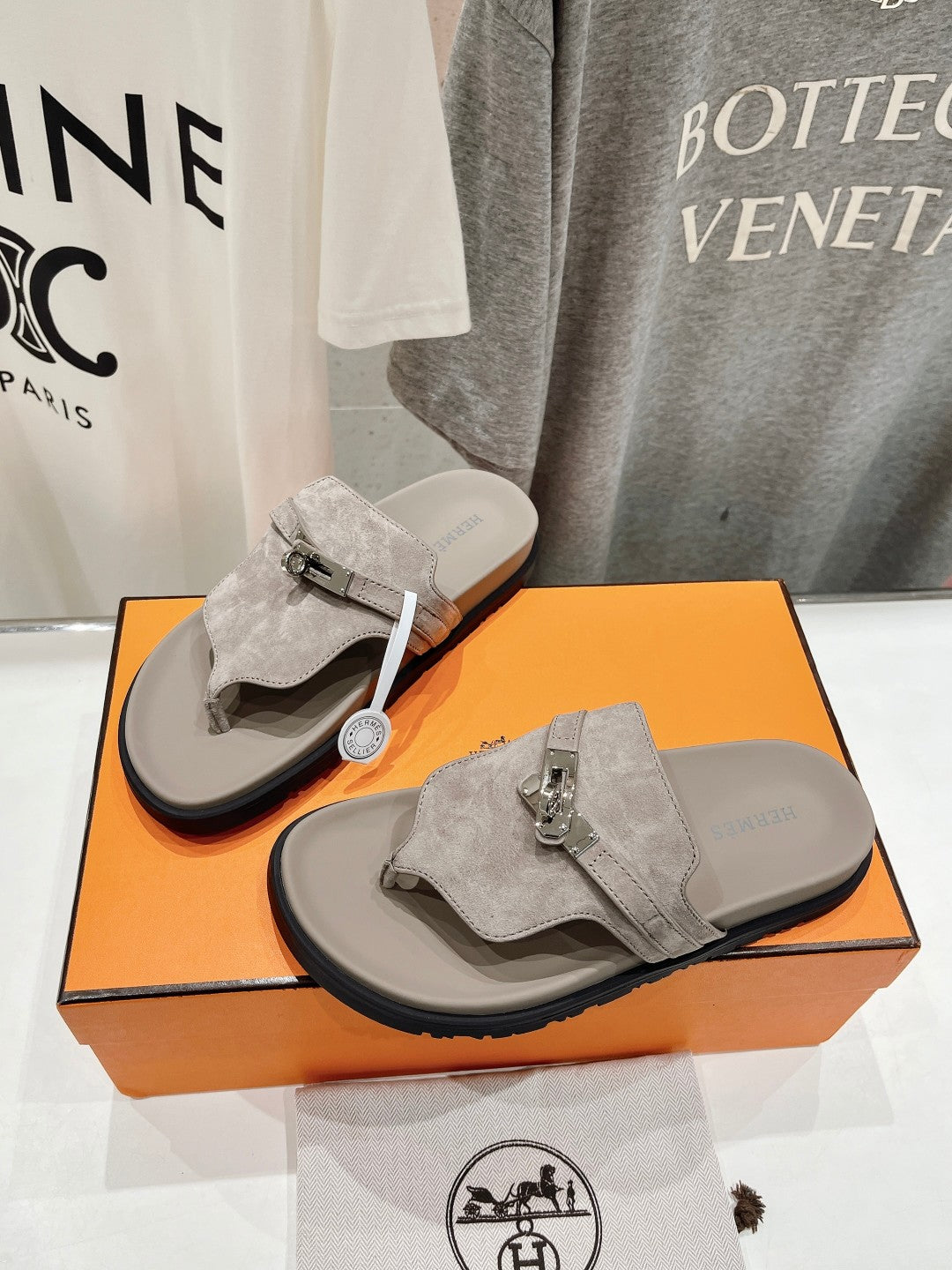EMPIRE SANDAL LIGHT GRAY SUEDE
